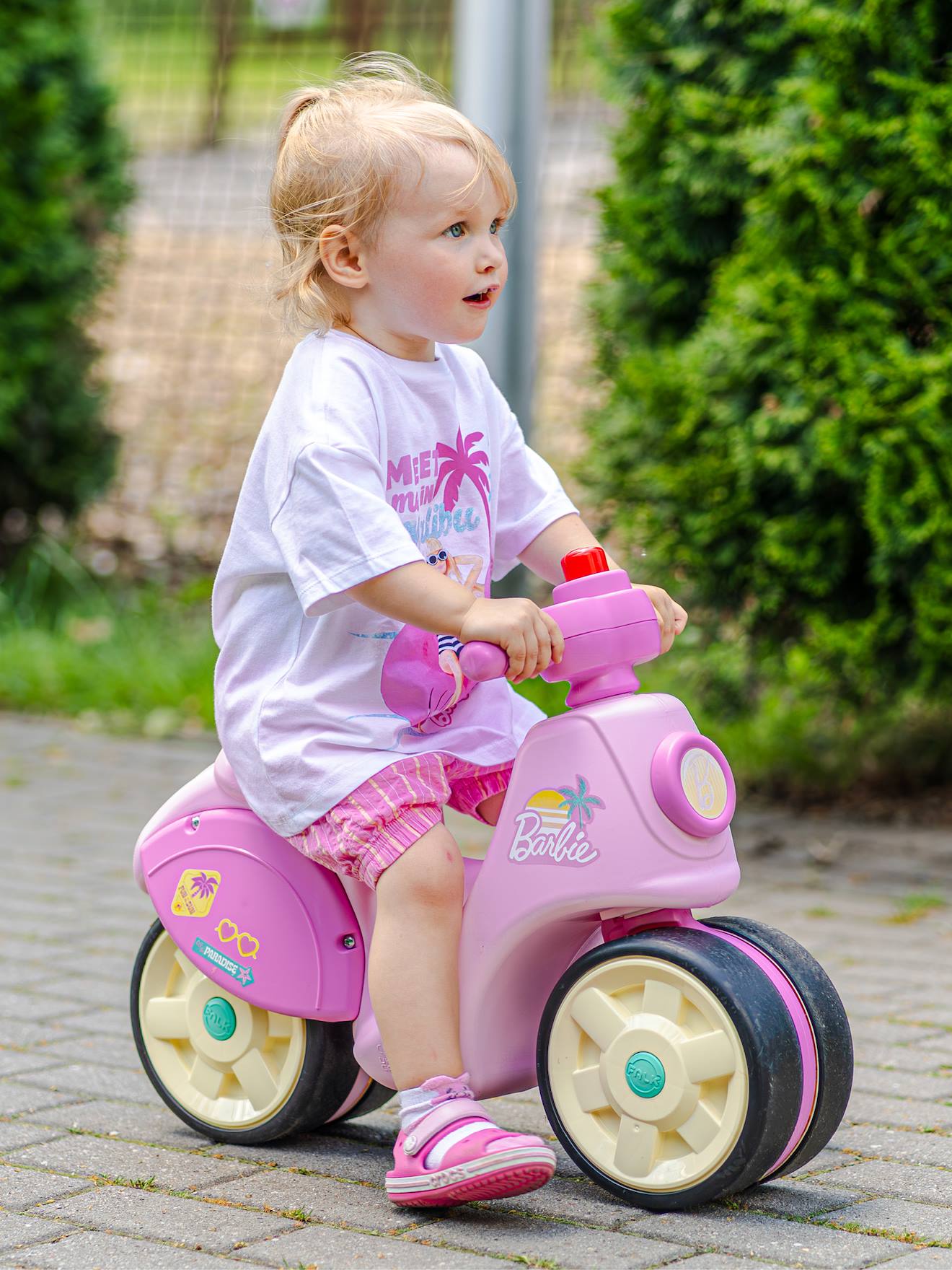 Scooter 1er Âge Barbie À Roues Silencieuses, Guidon Directionnel Avec Klaxon - Crème Et Rose Rose Barbie