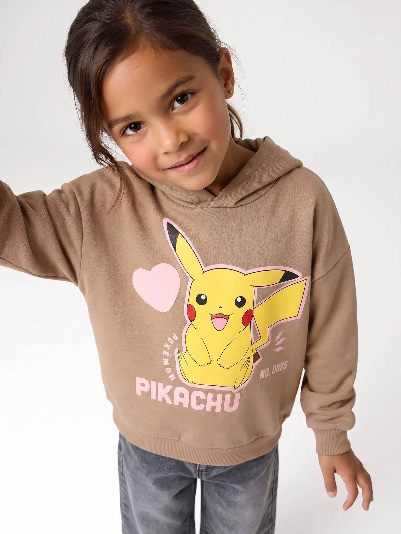 Sweat à capuche Pikachu POKEMON noisette