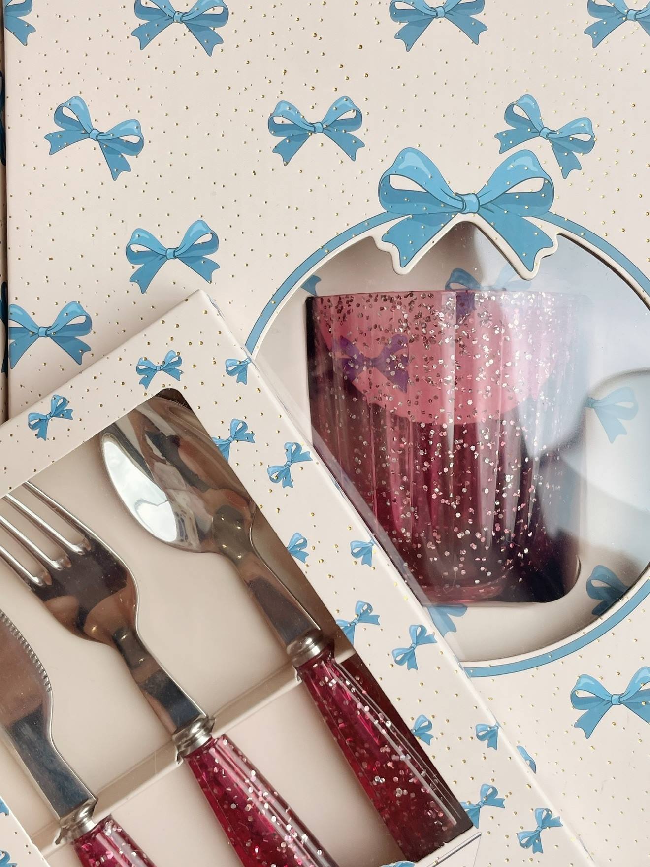 Set de couverts en inox rose