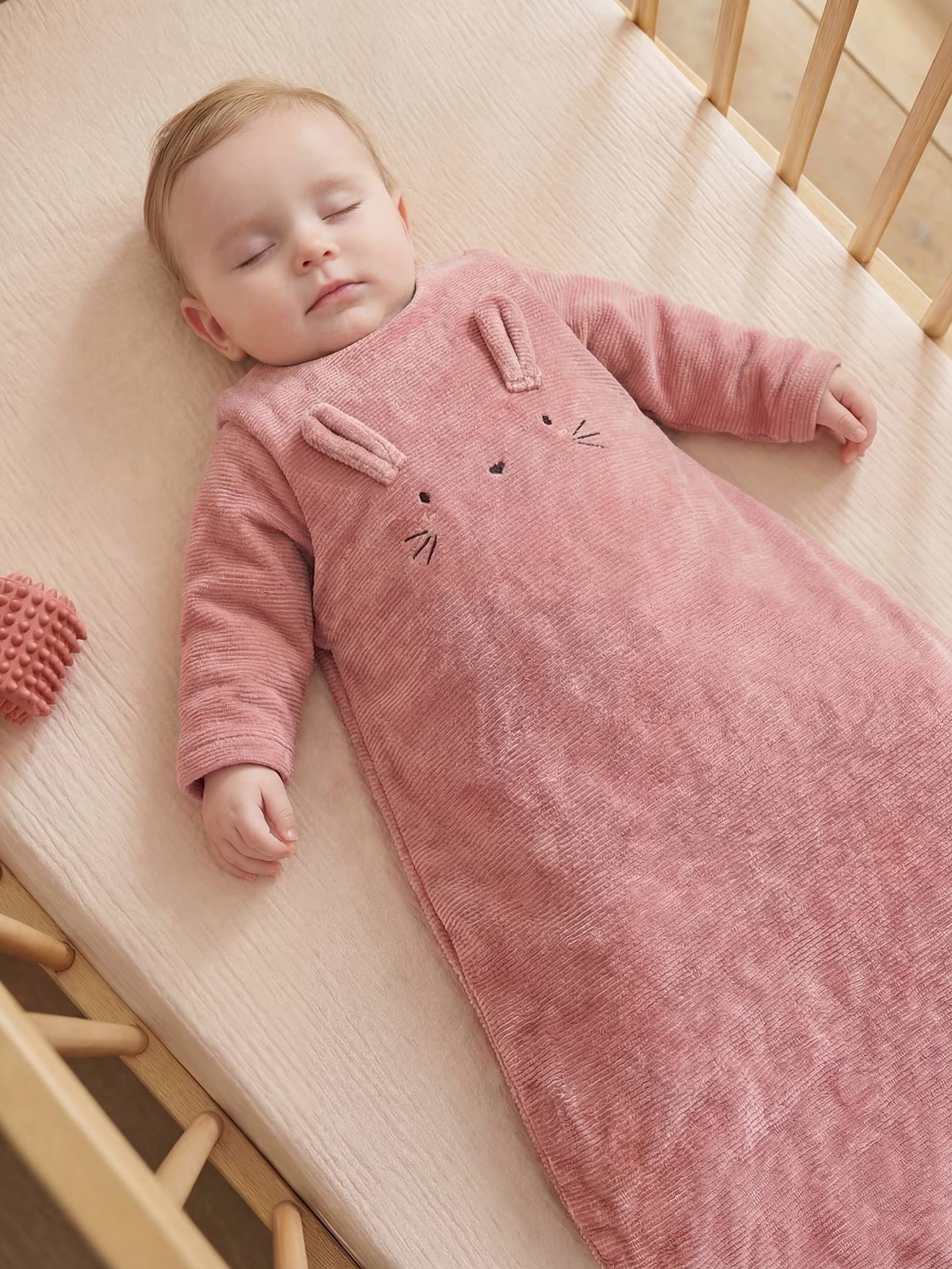 Gigoteuse bébé velours côtelé vieux rose