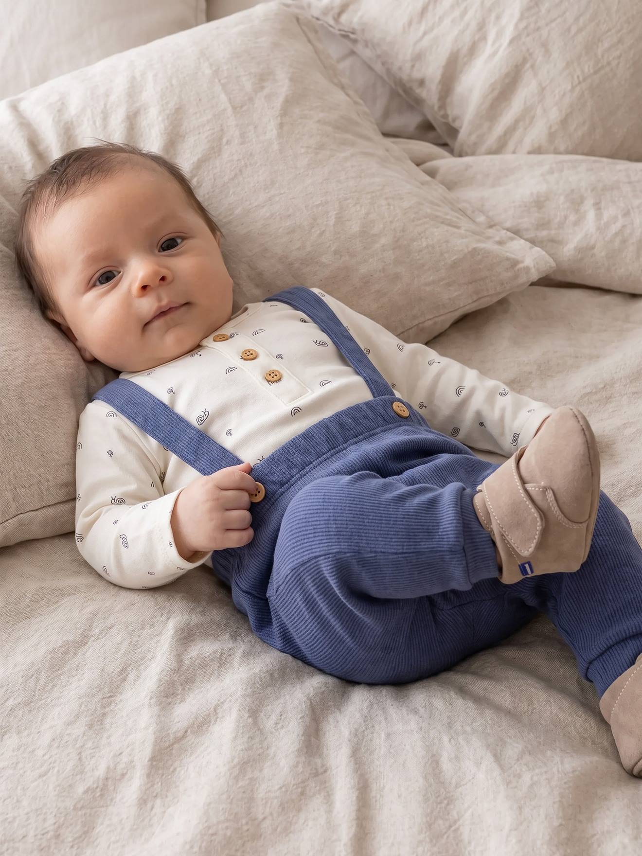 Ensemble body et pantalon bébé bleu moyen
