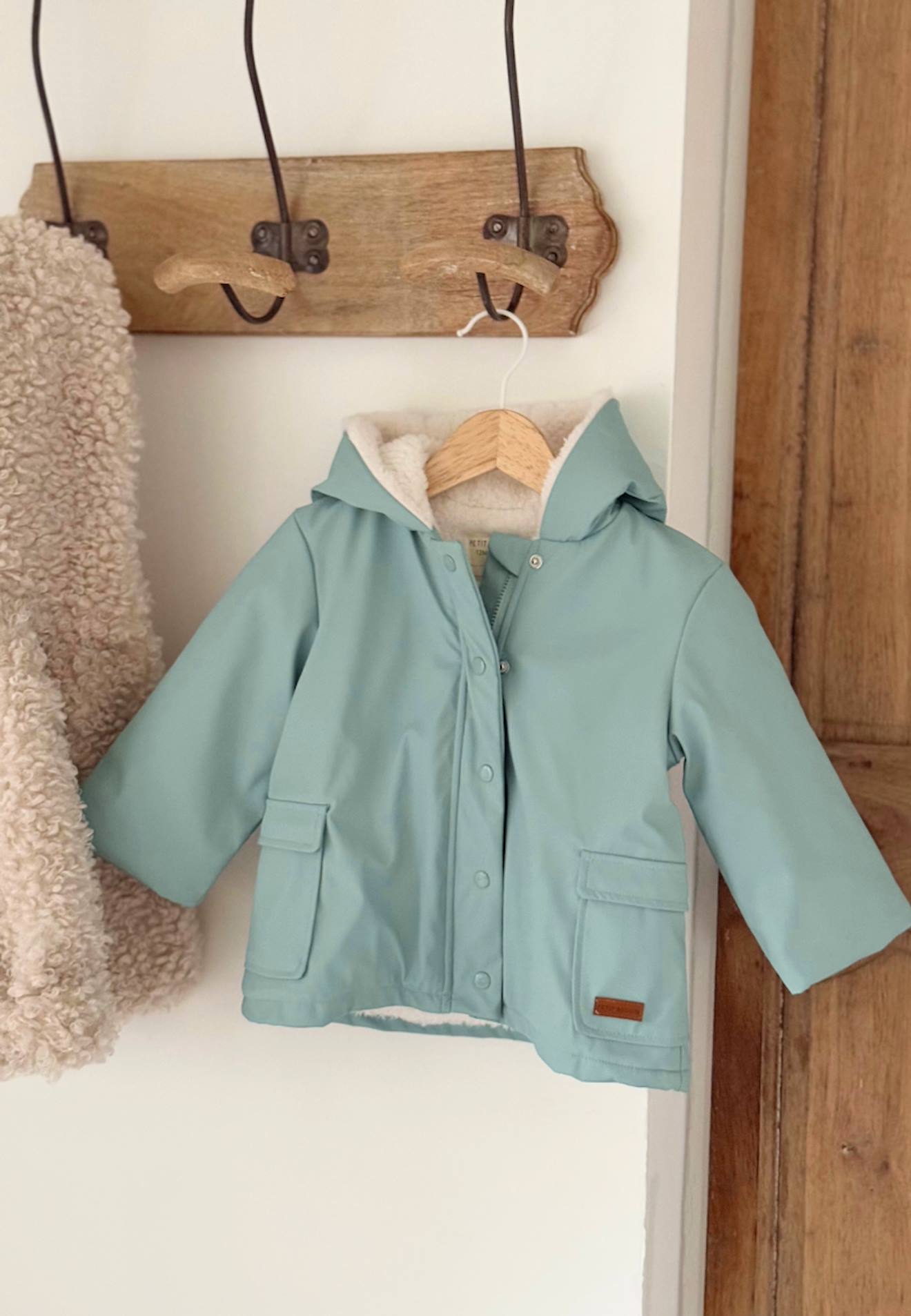Manteau Bébé Imperméable Doublé Sherpa Holamuchacha Vert Manteau Bébé Imperméable Doublé Sherpa Holamuchacha Vert