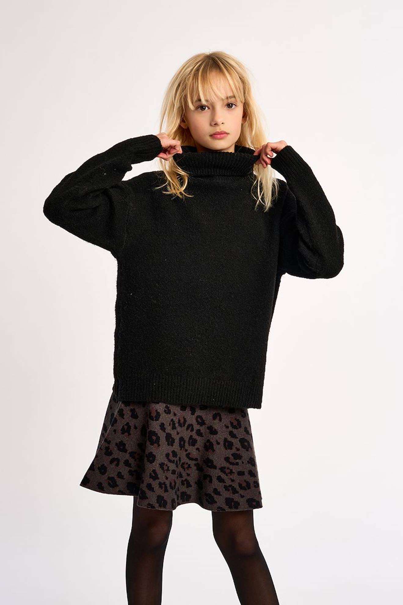 Pull Oversize, Col Roulé Noir Pull Oversize, Col Roulé Noir