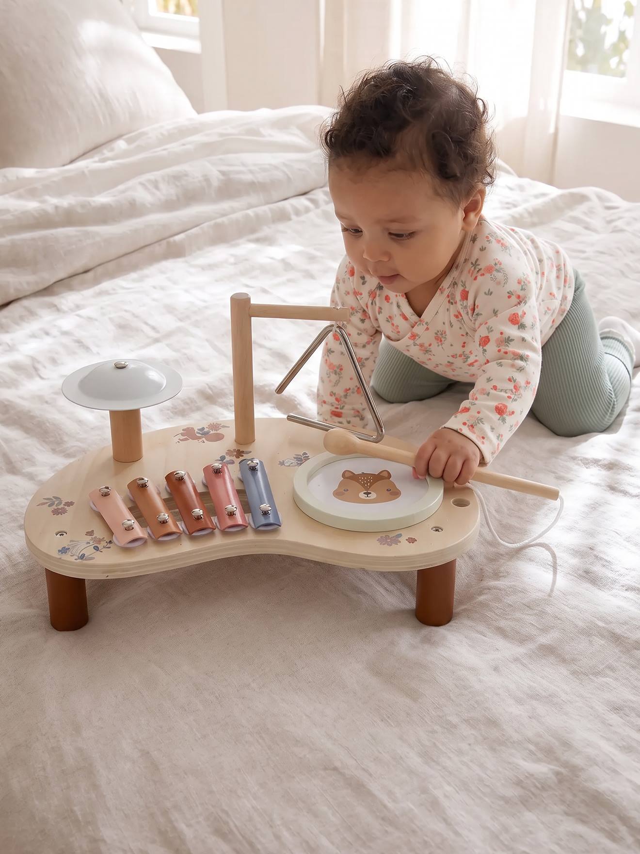 Mini table d'activités musicale en bois FSC® rétro flower (Vertbaudet) - Couverture