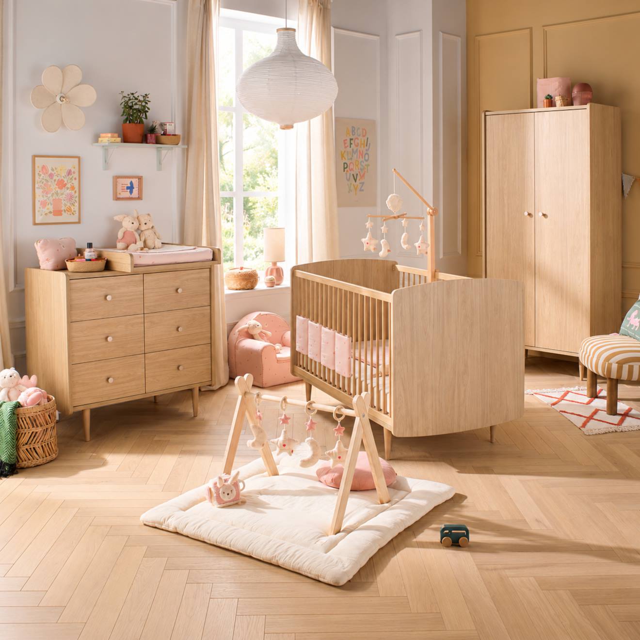 Chambre Bébé Trio: Lit Bébé 70x140 Évolutif, Commode À Langer 6 Tiroirs Et Armoire 2 Portes Décor Chêne Bohême - Boheme Beige
