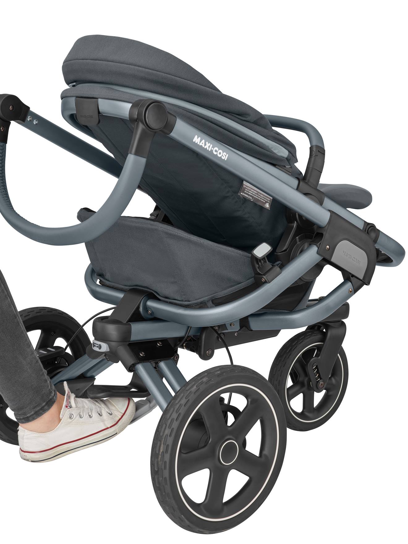 Poussette 3 Roues Tout Terrain Maxi Cosi Nova Noir Essential Black Maxi Cosi