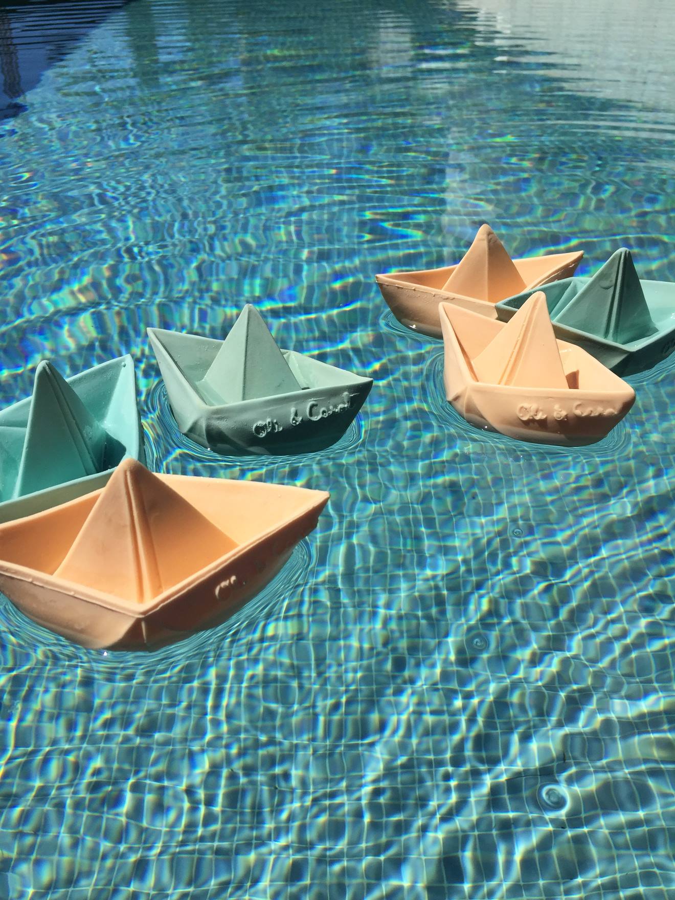 Jouet de bain Bateau Origami - nude (Oli and Carol) - Image 2