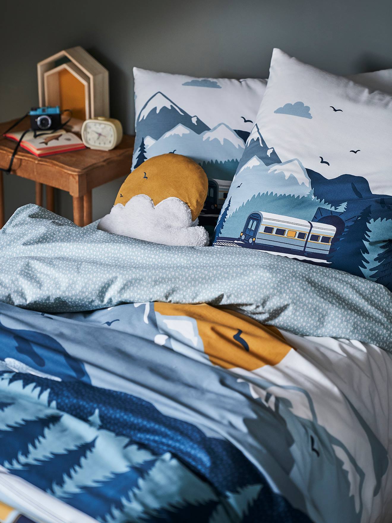 Parure housse de couette enfant et taie d'oreiller SUR LES RAILS vert