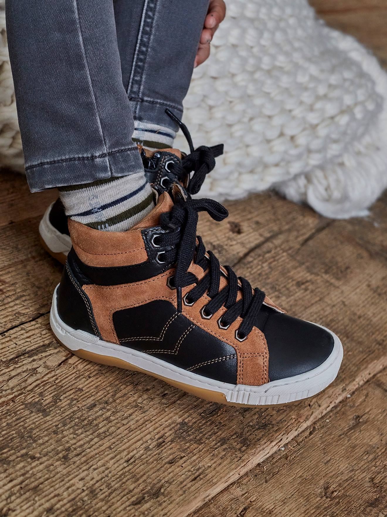 Bottines cuir garçon lacées et zippées noir