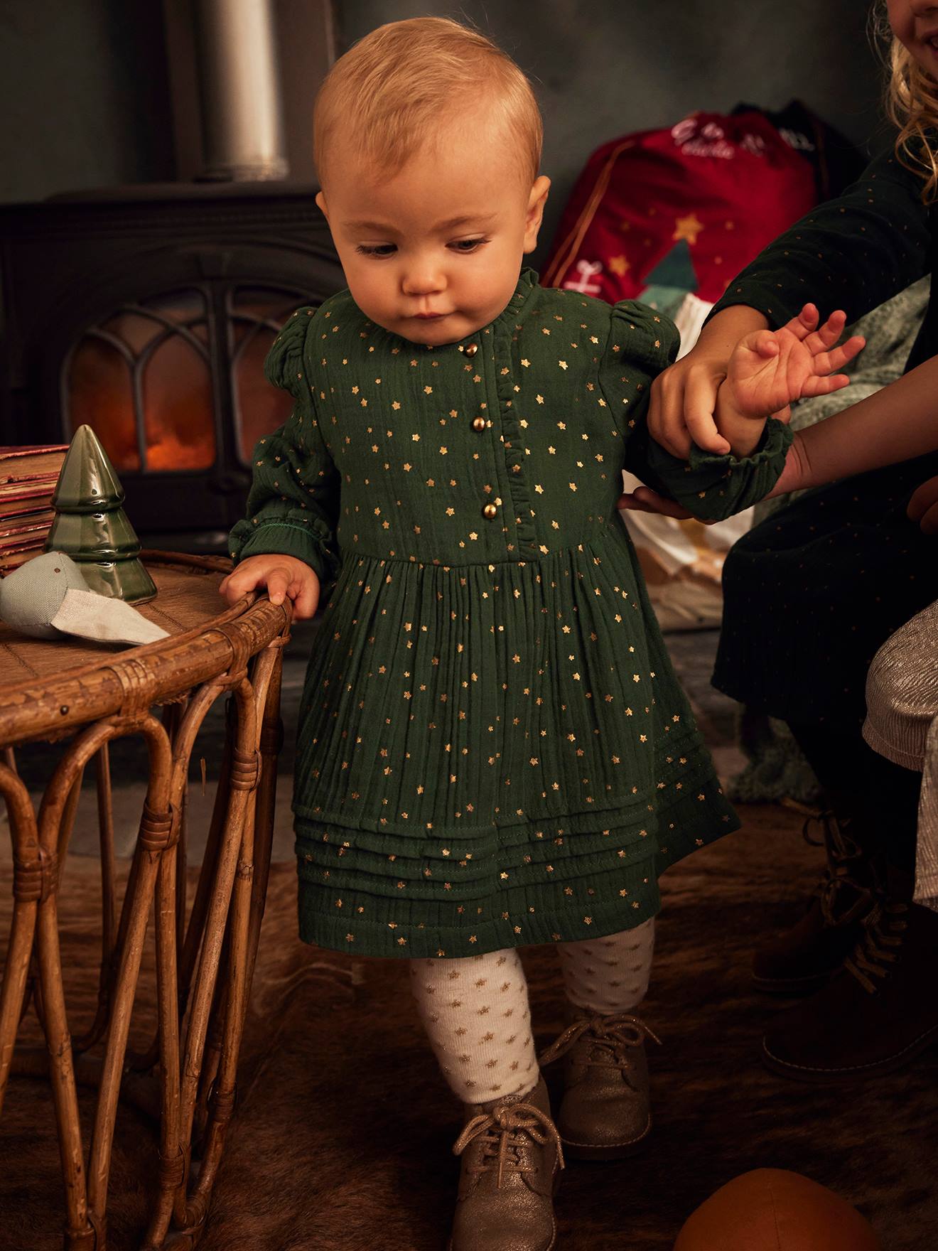 Robe bb fille en gaze de coton ouverture dcale vert fonc imprim 17 €
