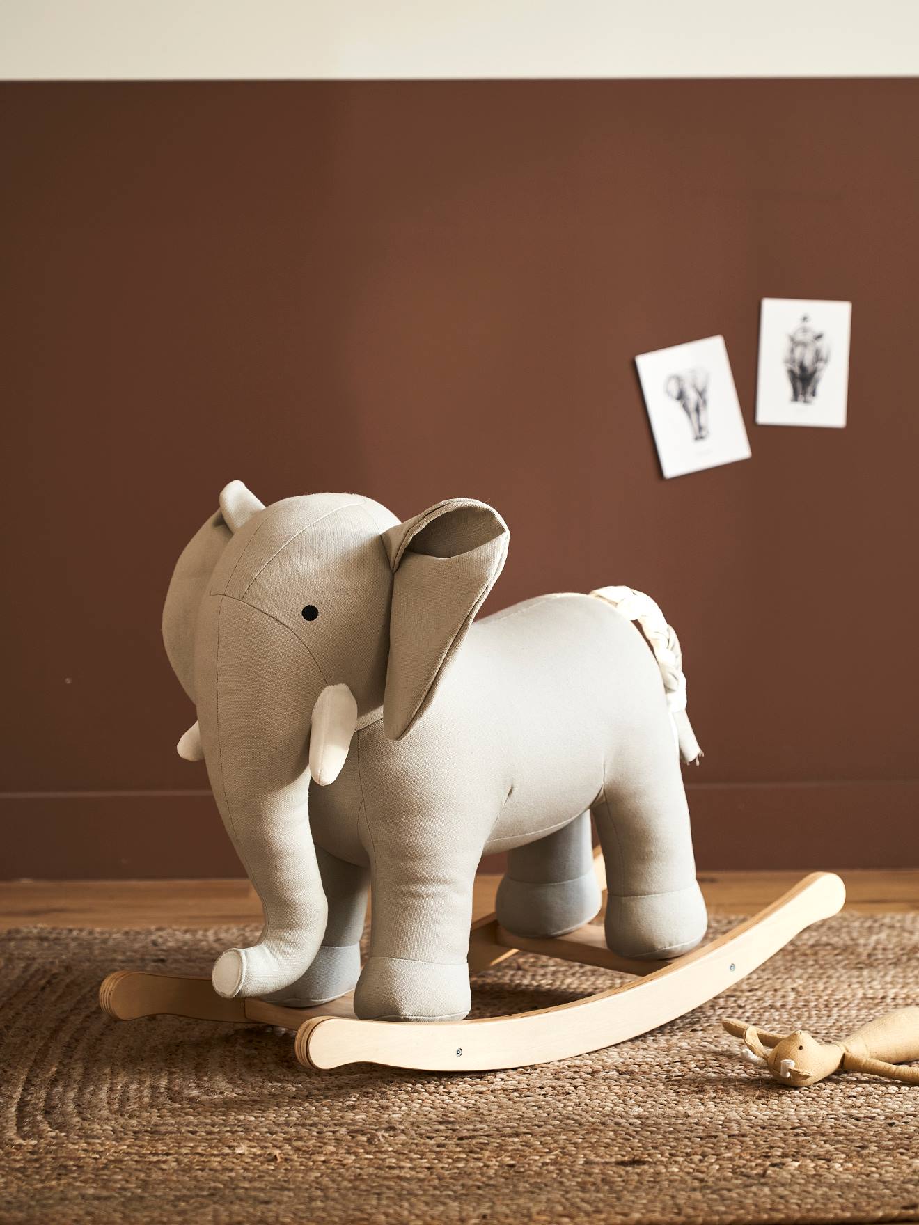 Vertbaudet - Eléphant à bascule en bois FSC® gris moyen uni avec decor