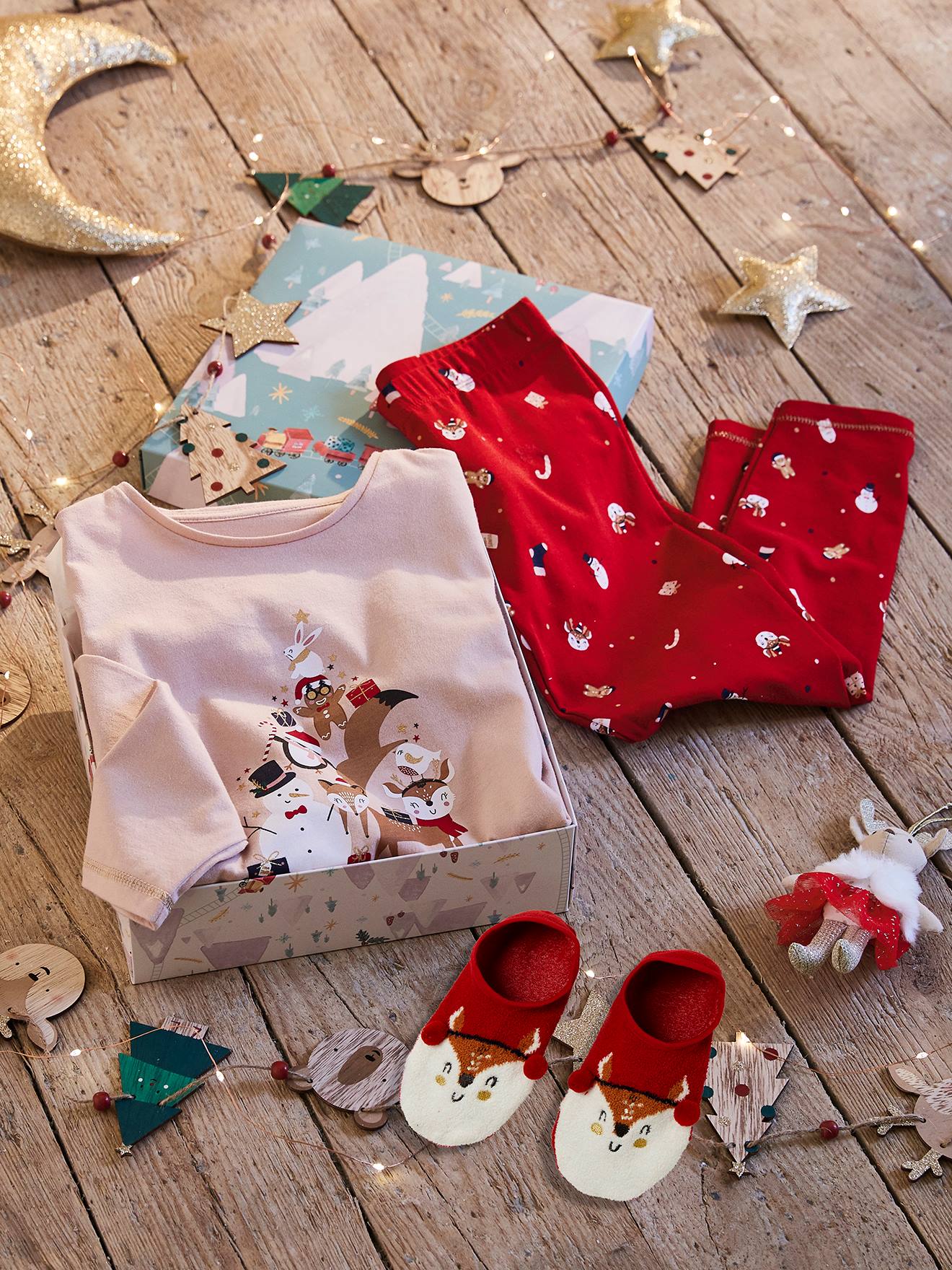 Coffret Noël pyjama + chaussettes fille rose