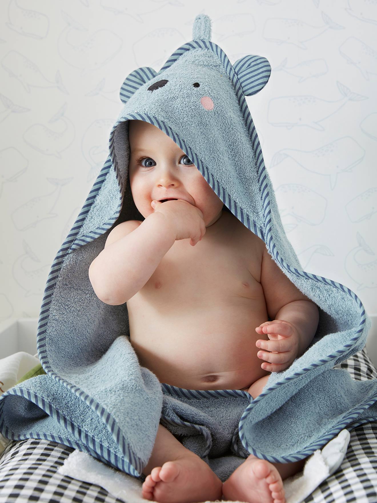 Cape de bain bébé à capuche brodée animaux bleu