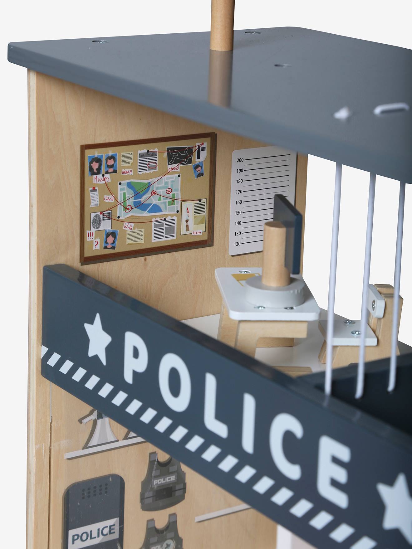 Small Foot- Commissariat de Police et Accessoires en Bois certifié 100 FSC matériel Inclus Compatible avec Tous Les Rails Jouets 10899 Multicolore