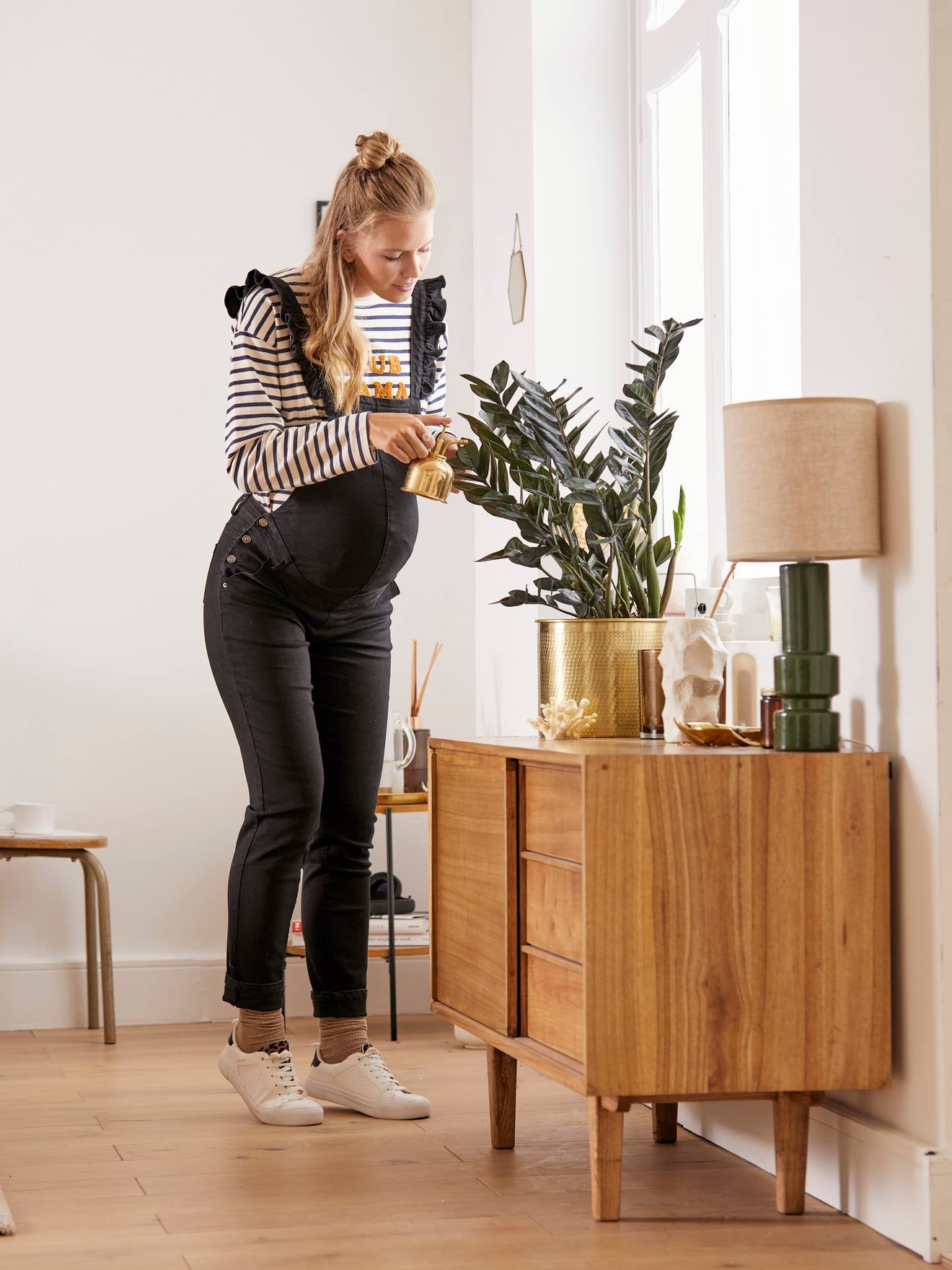 Salopette denim de grossesse à volants noir fonce uni