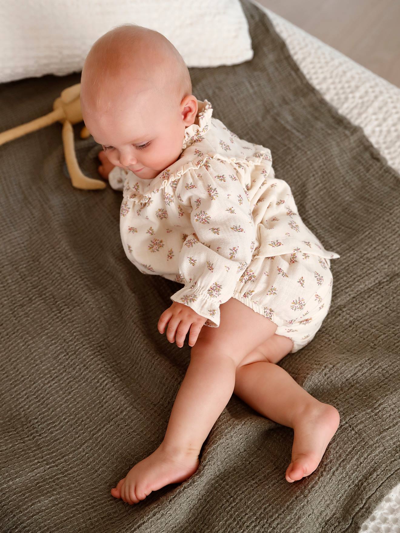 Robe en gaze de coton bébé avec bloomer beige imprimé