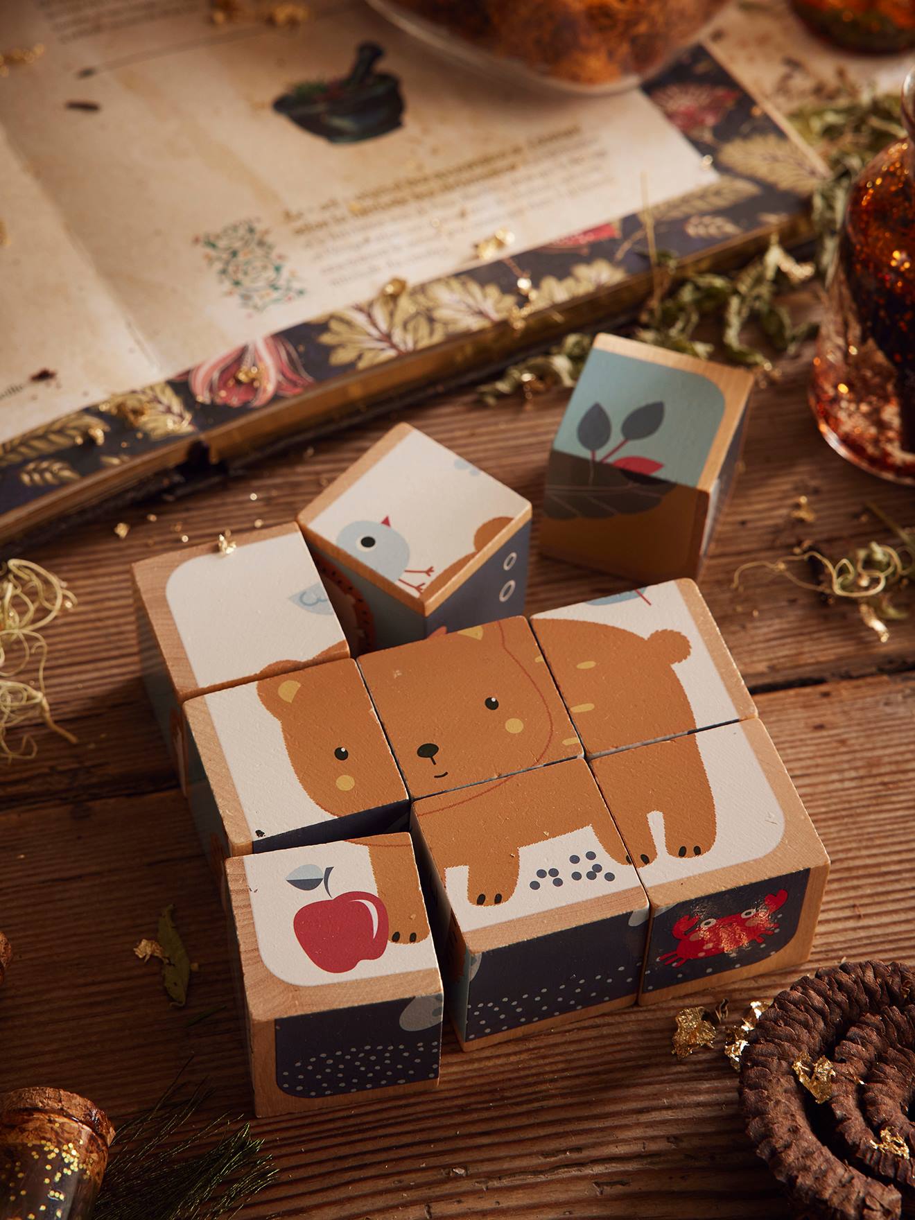 Puzzle cubes animaux en bois FSC® beige