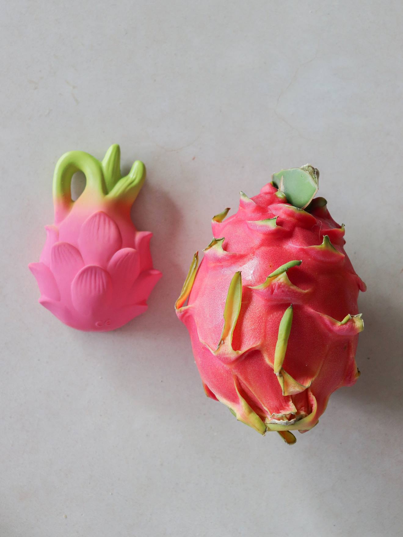 Fushia le Fruit du Dragon - rose (Oli and Carol) - Image 1