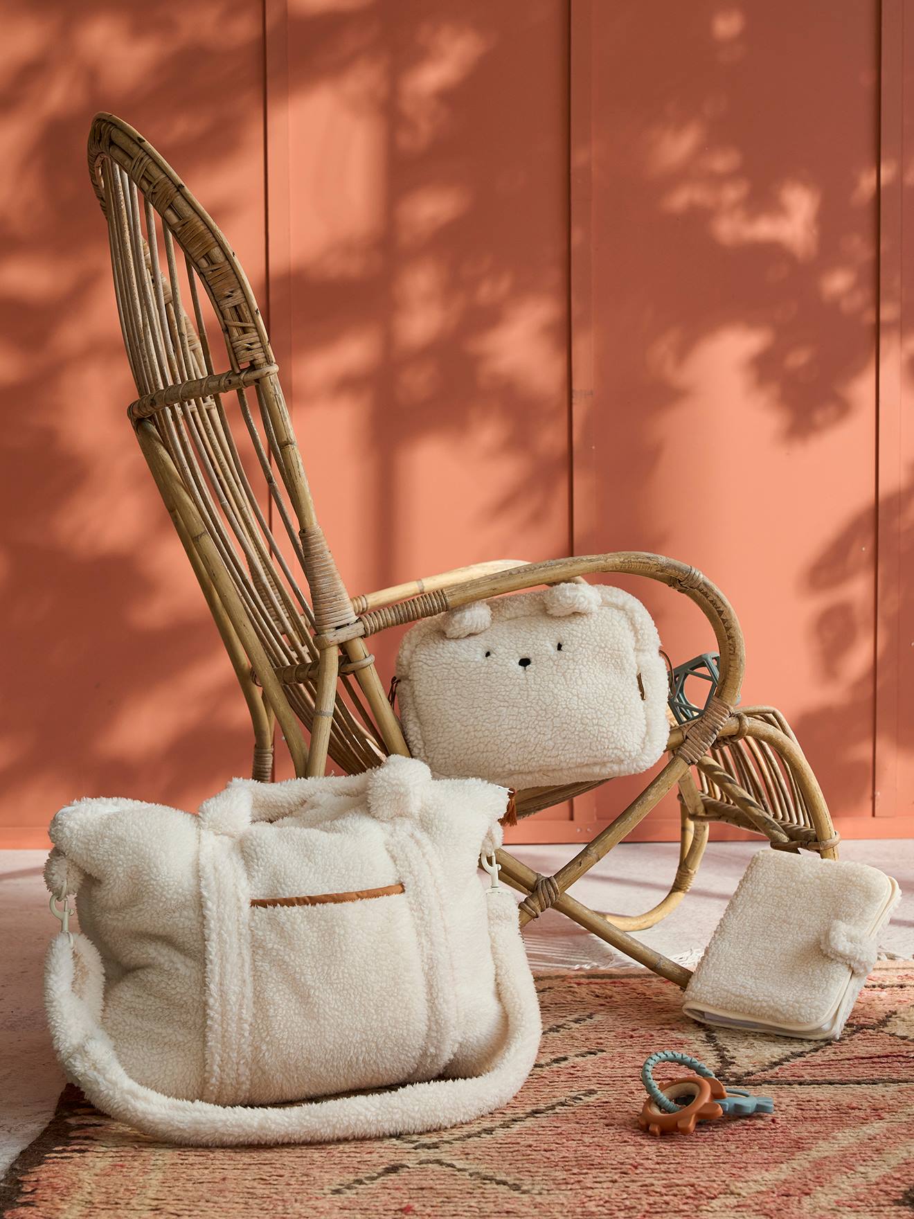 Trousse de toilette en sherpa Ourson PETIT NOMADE ivoire (Vertbaudet) - Image 1