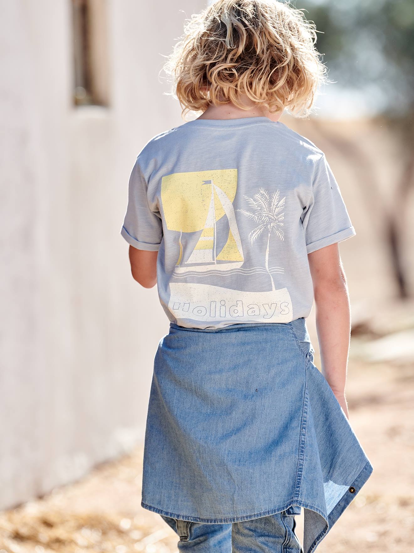 T-shirt maxi motif bateau au dos garçon bleu ciel