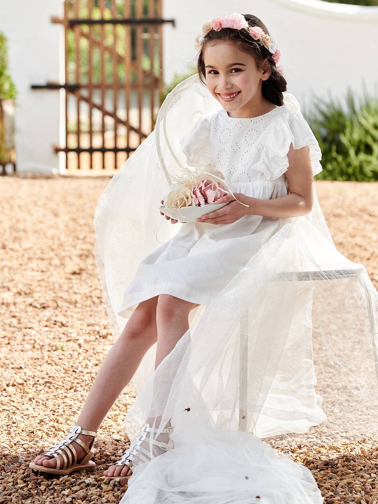 Robe de cérémonie détails broderie anglaise fille écru