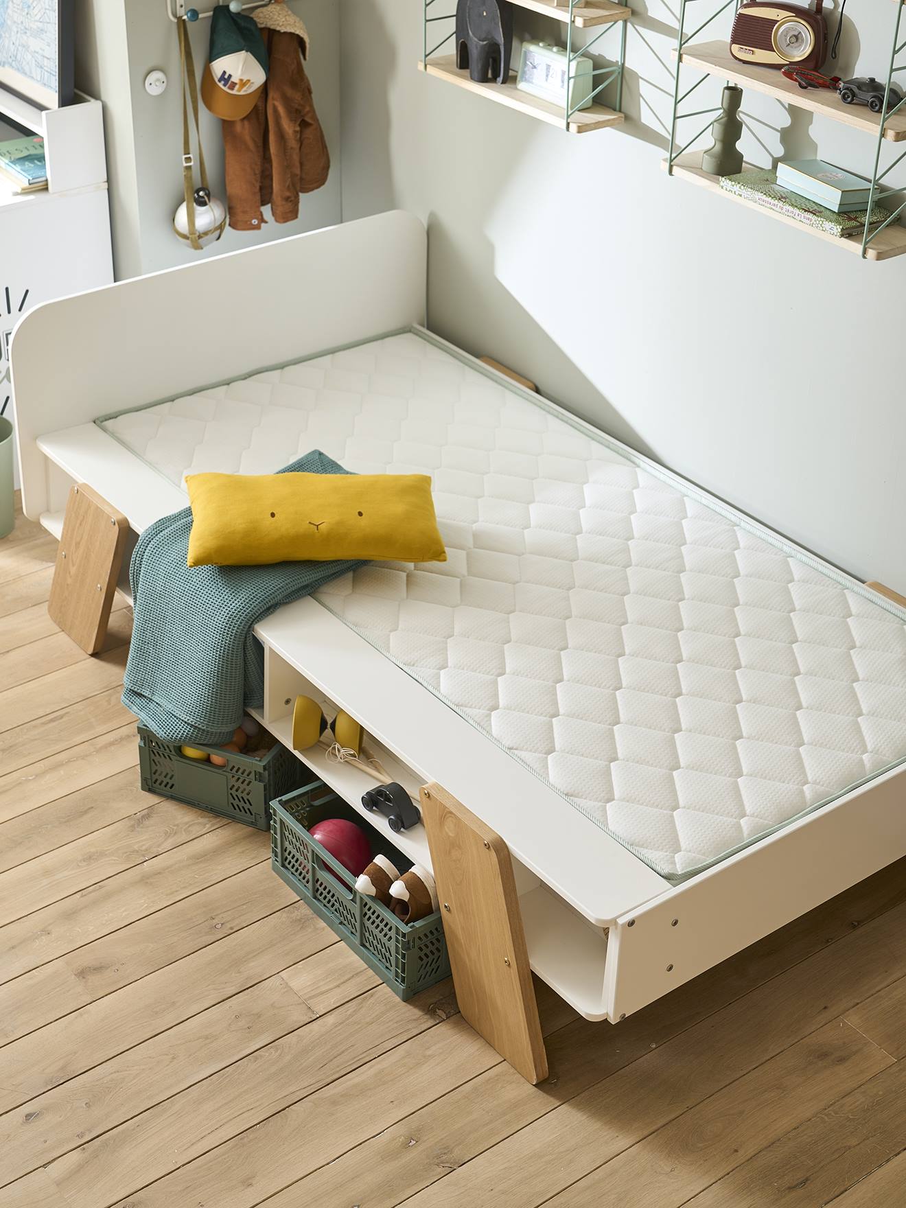 Matelas enfant en latex blanc