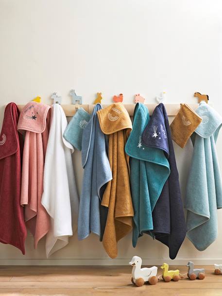 Cape de bain personnalisable et gant de toilette blanc+bleu moyen+framboise+ocre+rose poudré+vert bleuté+vert céladon 2 - vertbaudet enfant 