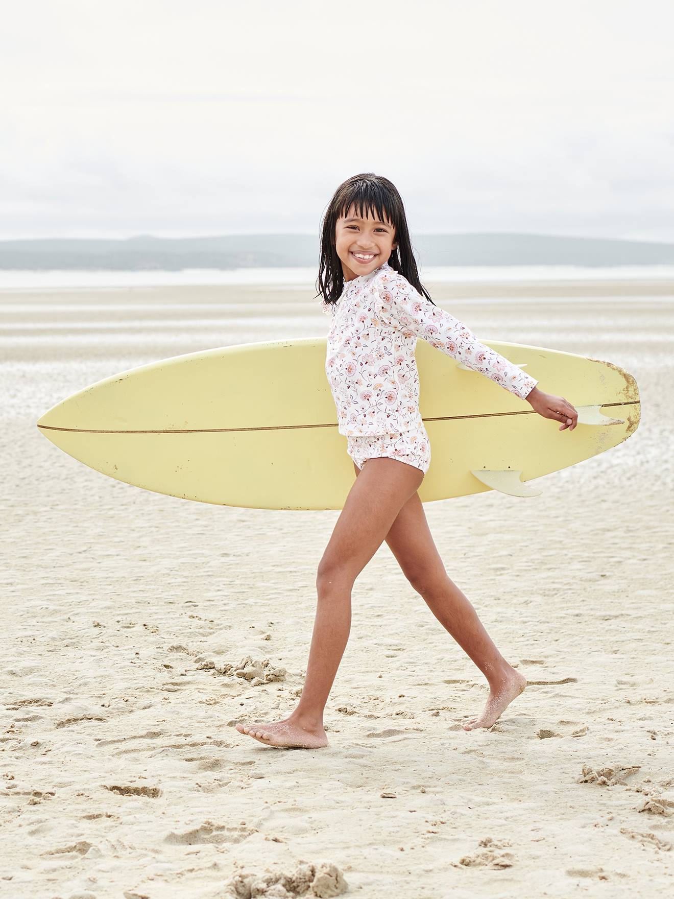 Ensemble de bain fille T-shirt anti-UV + shorty écru