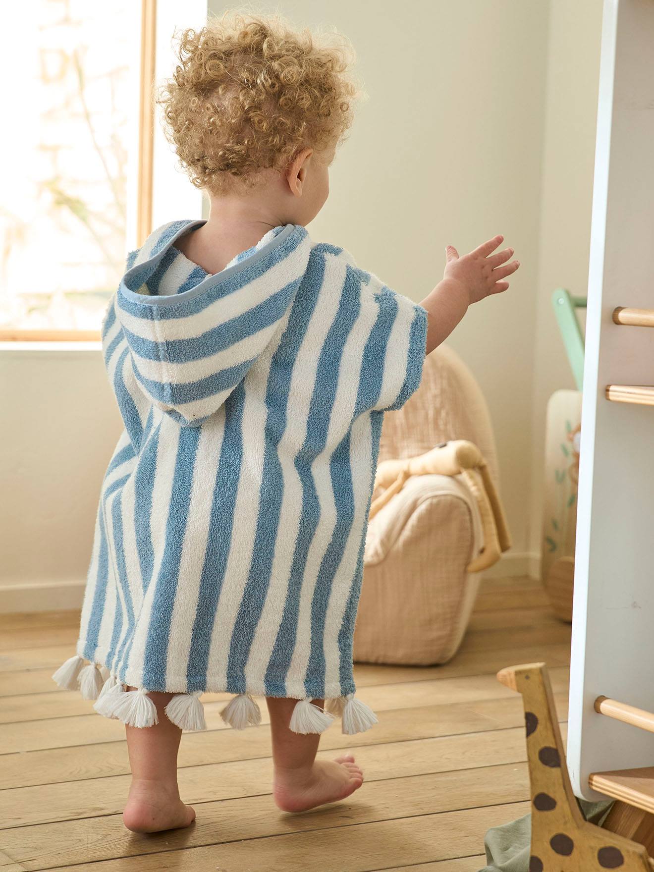 Poncho de bain bébé à rayures personnalisable bleu (Vertbaudet) - Image 1