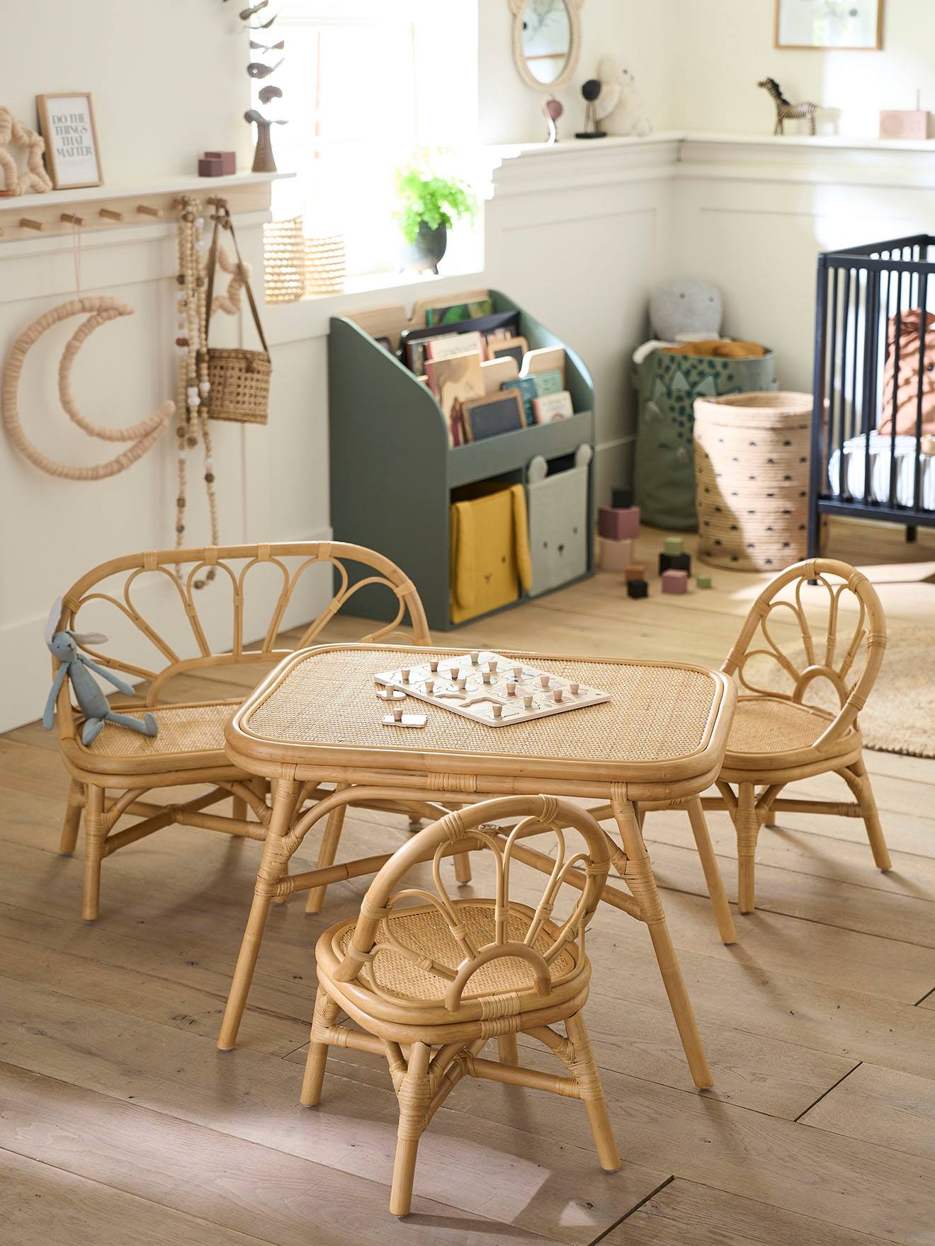 Table et chaises enfant Rotin bois Table et chaises enfant Rotin bois