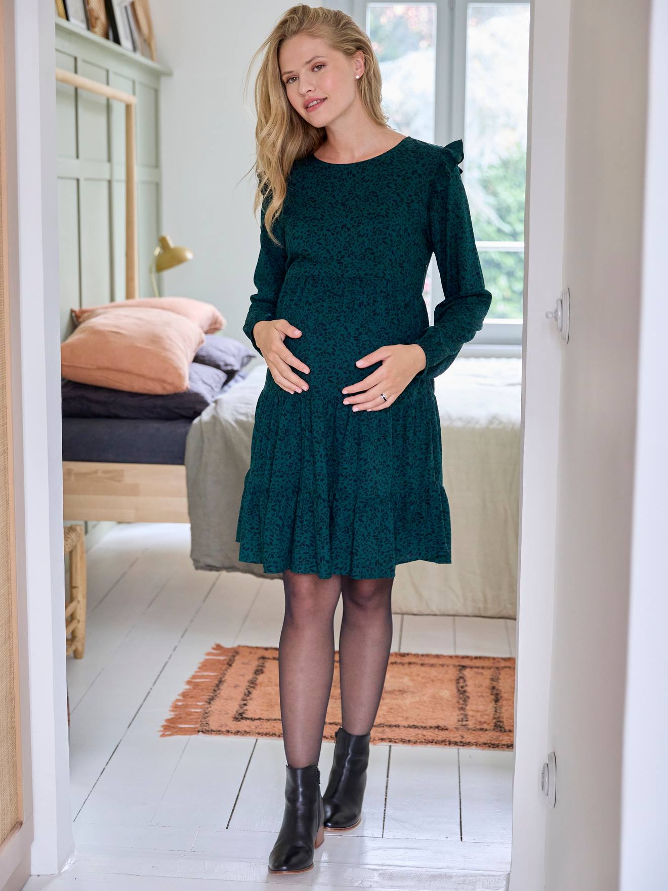 Robe courte imprimée volantée grossesse et allaitement vert sapin