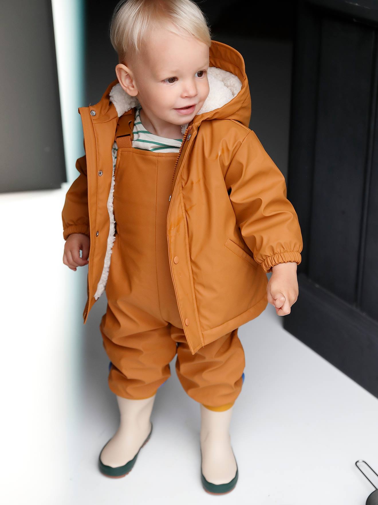 Manteau et pantalon de pluie bébé caramel