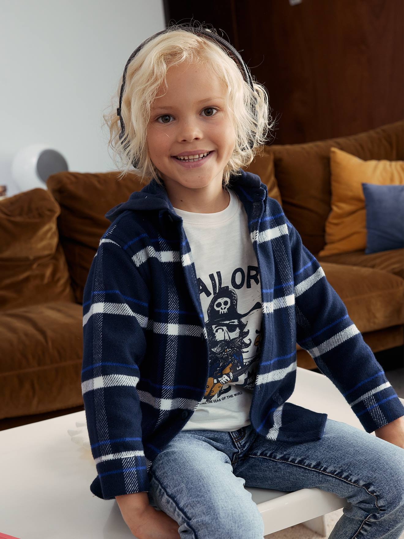 T-shirt Noir Enfant T-shirt Basique Garçon TU Noir 100% Coton - Taille 6-7 Ans, Manches Longues, Occasion Tshirt Noir Enfant