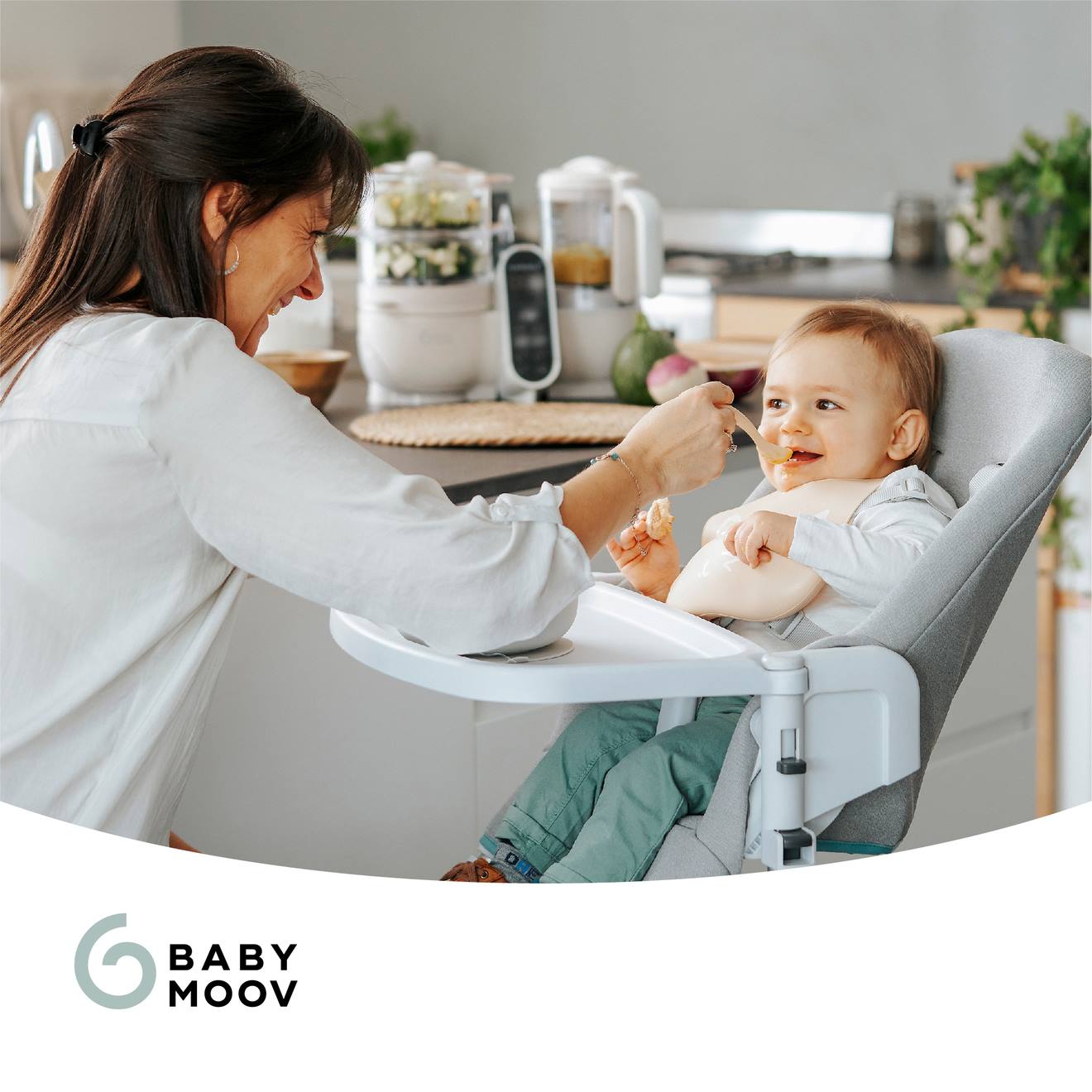 Robot multifonction Nutribaby+ Préparateur culinaire cuiseur et mixeur beige (Babymoov) - Image 2