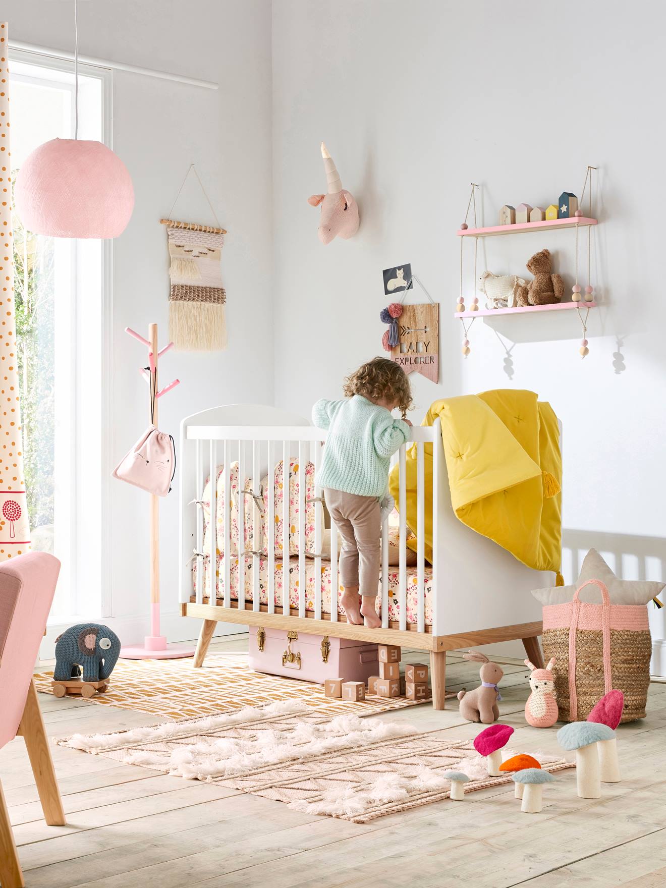 Lit bébé à barreaux LIGNE CONFETTI blanc