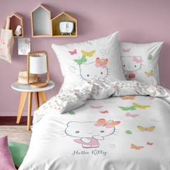 Linge de maison et décoration-Linge de lit enfant-Housse de couette-Parure de lit imprimée 100% coton - HELLO KITTY PAPILLONS. Taille : 140x200 cm