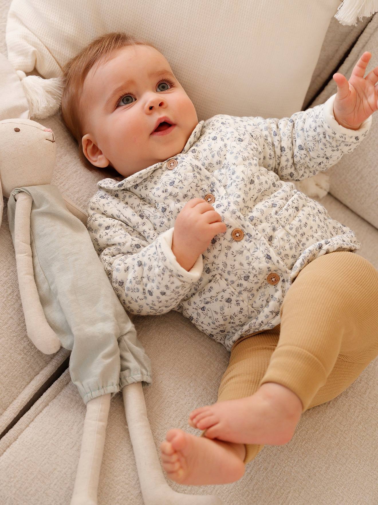 Veste bébé en gaze de coton beige imprimé bleu