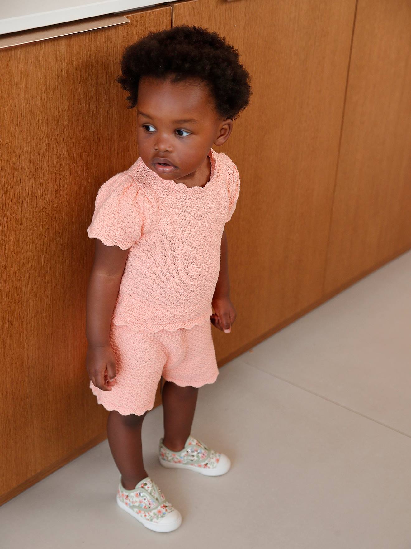 Ensemble pull + short en tricot bébé rose