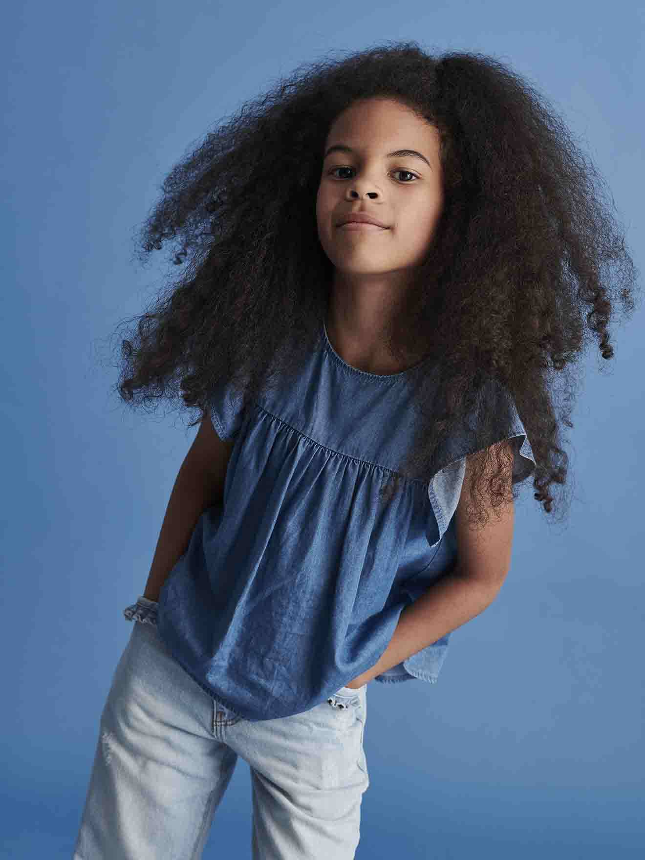 Blouse en denim léger fille manches courtes à volant stone