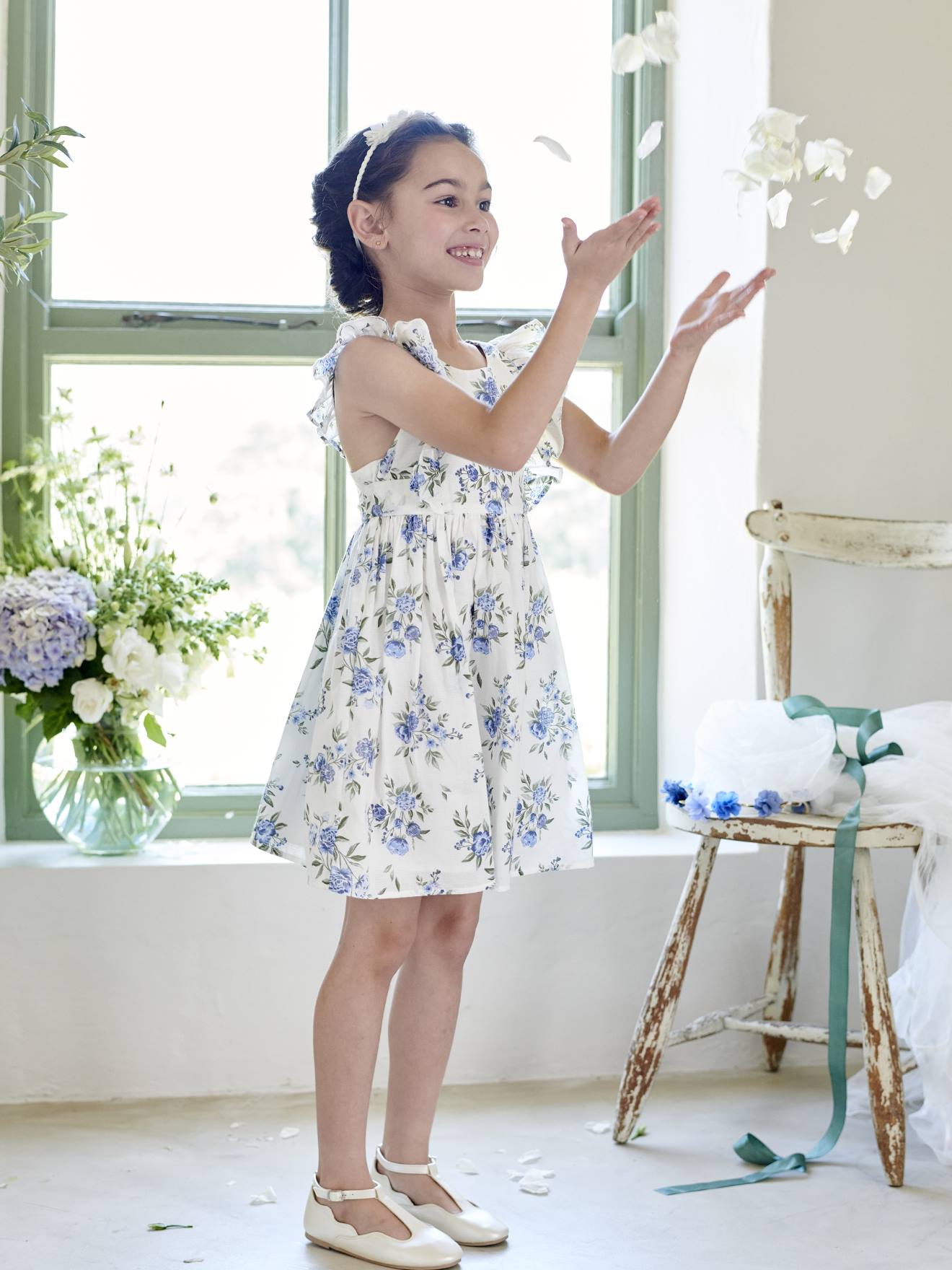 Robe cérémonie à volants motifs fleurs fille bleu imprimé