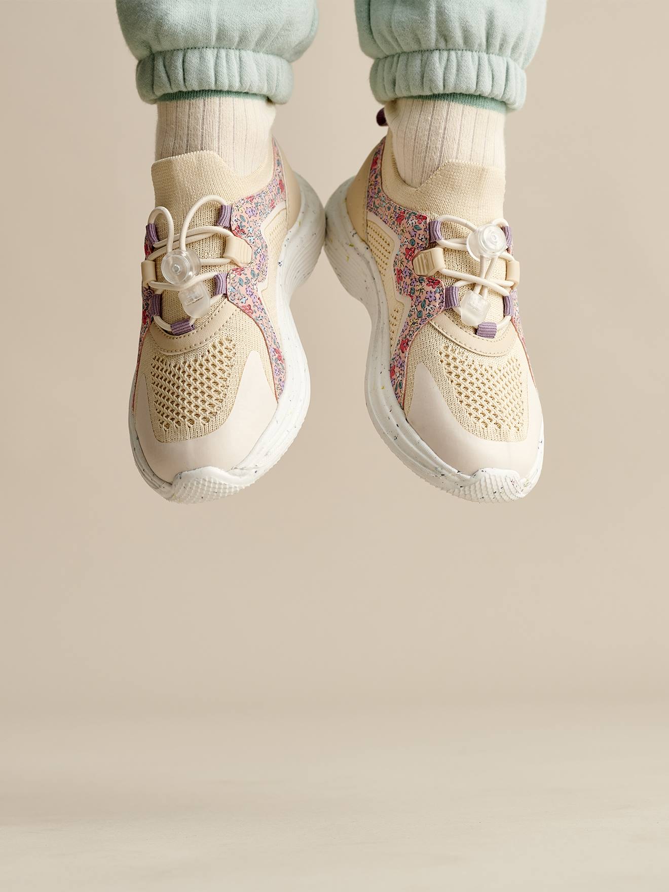 Baskets sport élastiquées fille semelle épaisse lot beige