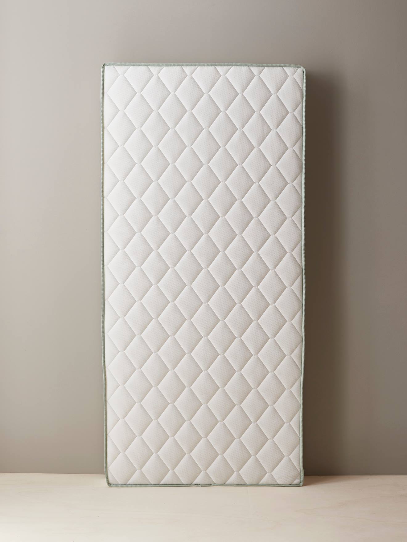 Matelas enfant en latex blanc