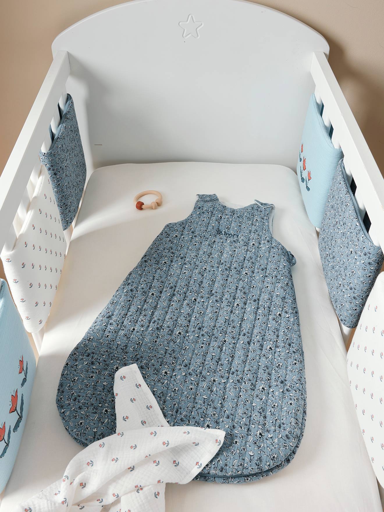 Tour de lit / tour de parc pare-chocs en gaze de coton INDIA lot bleu