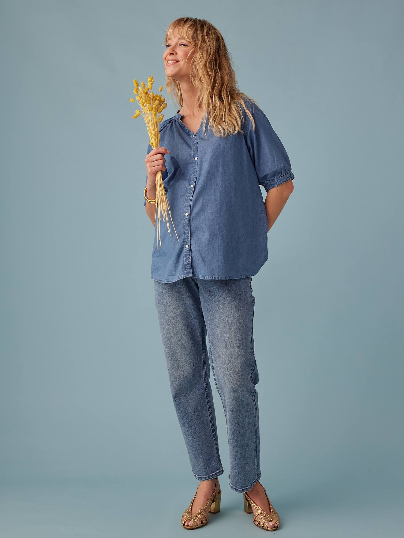 Blouse grossesse en denim léger manches courtes ENVIE DE FRAISE double stone