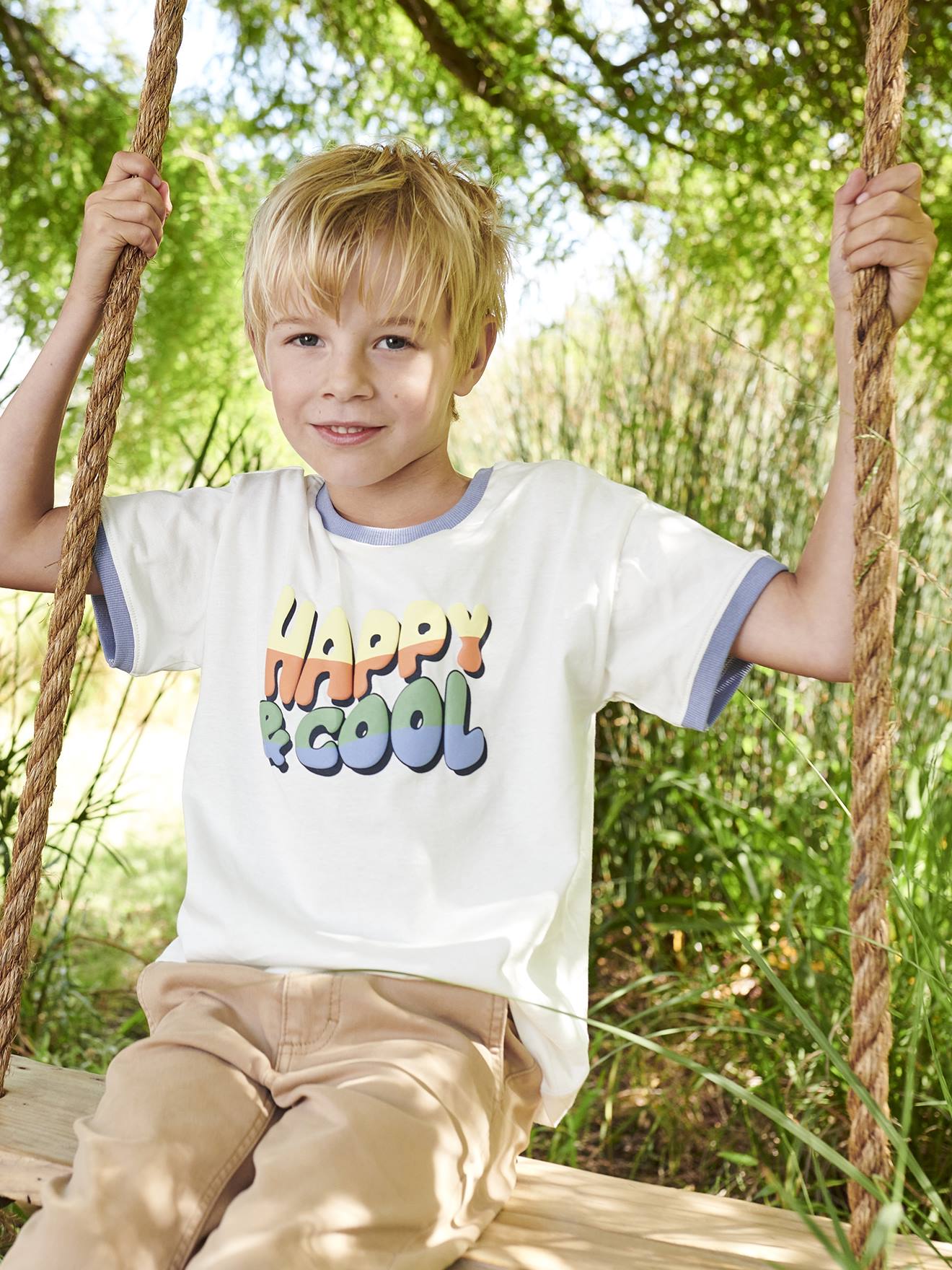 Tee-shirt motif Happy & cool garçon sable