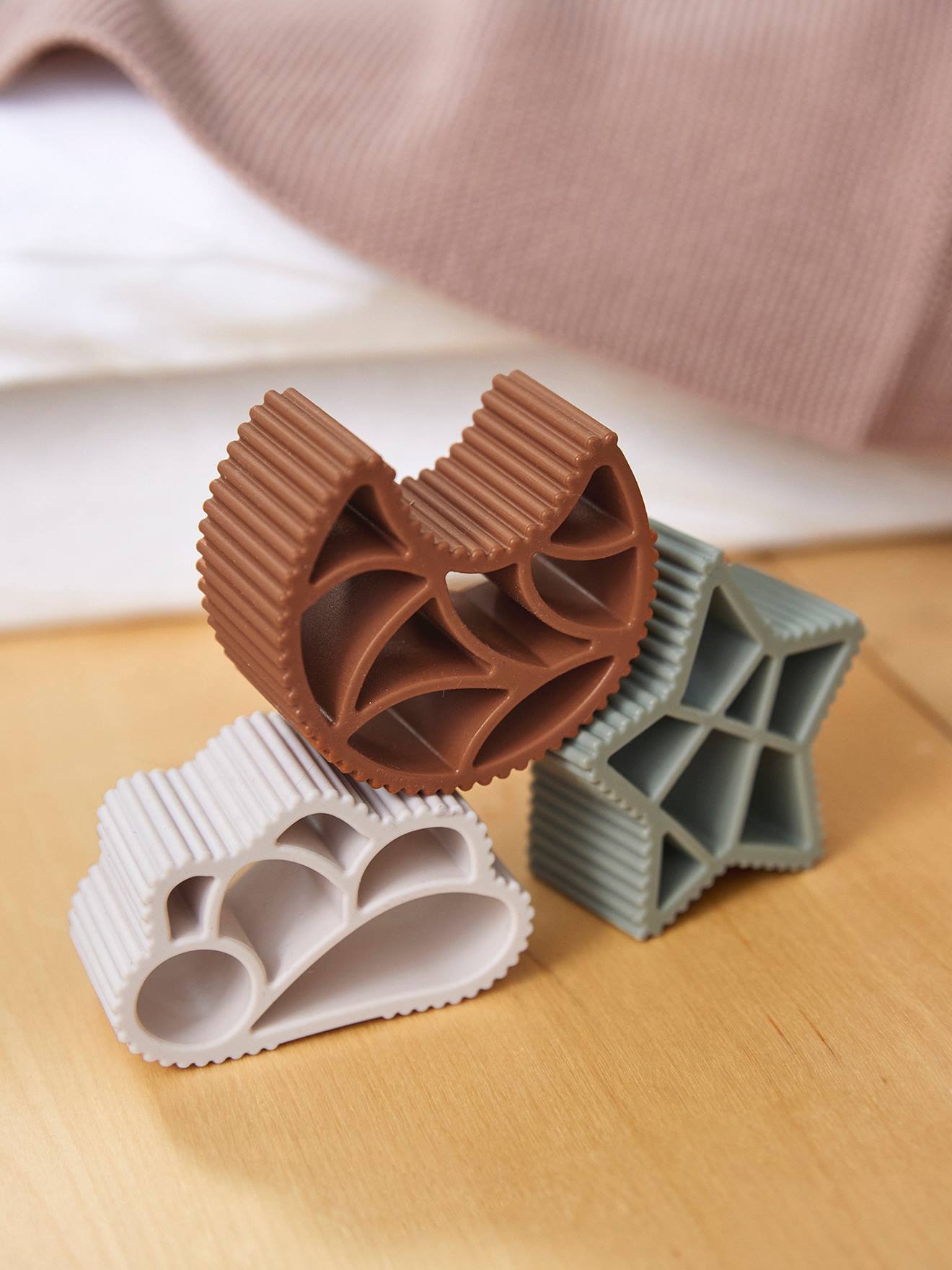 Tour à empiler Sensorielle - Little Universe - multicolore (Lassig) - Image 1