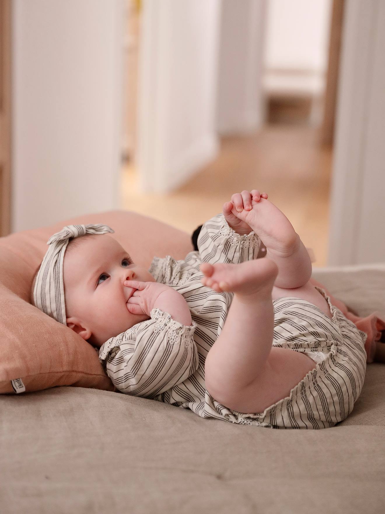 Ensemble robe + bloomer + bandeau naissance écru
