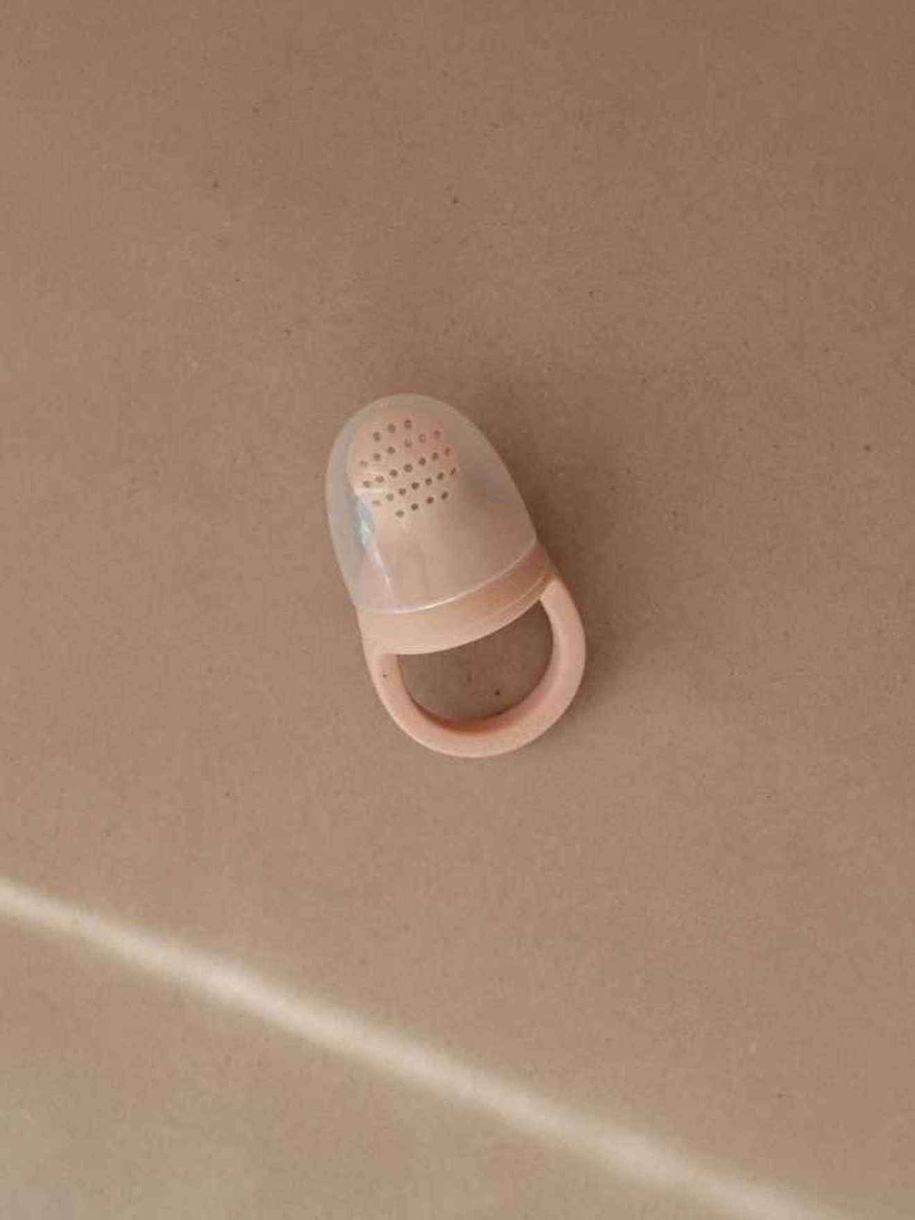 Lot de 2 sucettes grignoteuses - MUSHIE en silicone rose