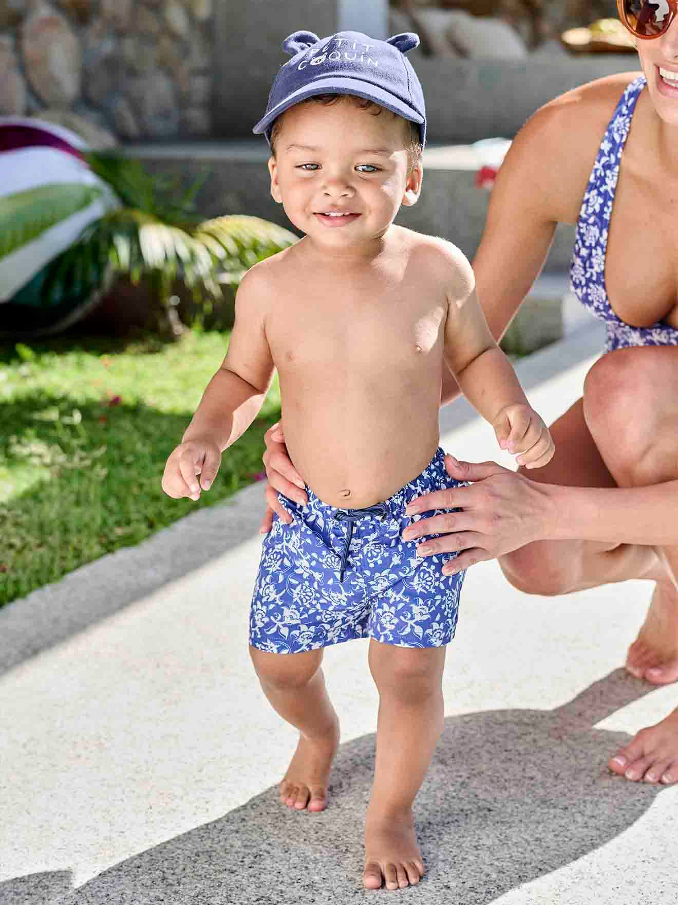 Short de bain imprimé fleurs bébé garçon collection Team Famille bleu imprimé