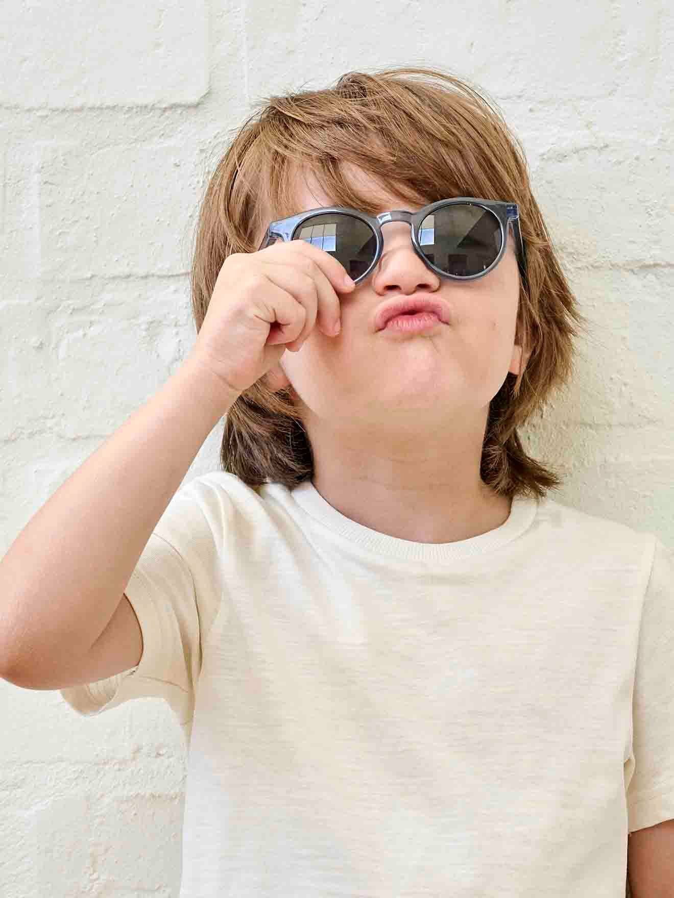 Lunettes de soleil rondes garçon marine